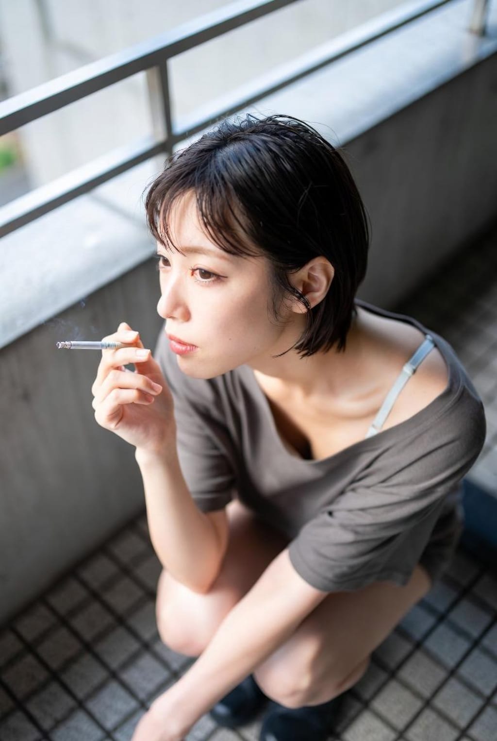 チクチラ喫煙
