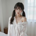 白シャツ越しの朝 3枚目