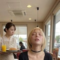 出産で帰省中の嫁の妹を調教 6枚目