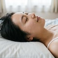 昼寝中の彼女の顔にかけちゃった 7枚目