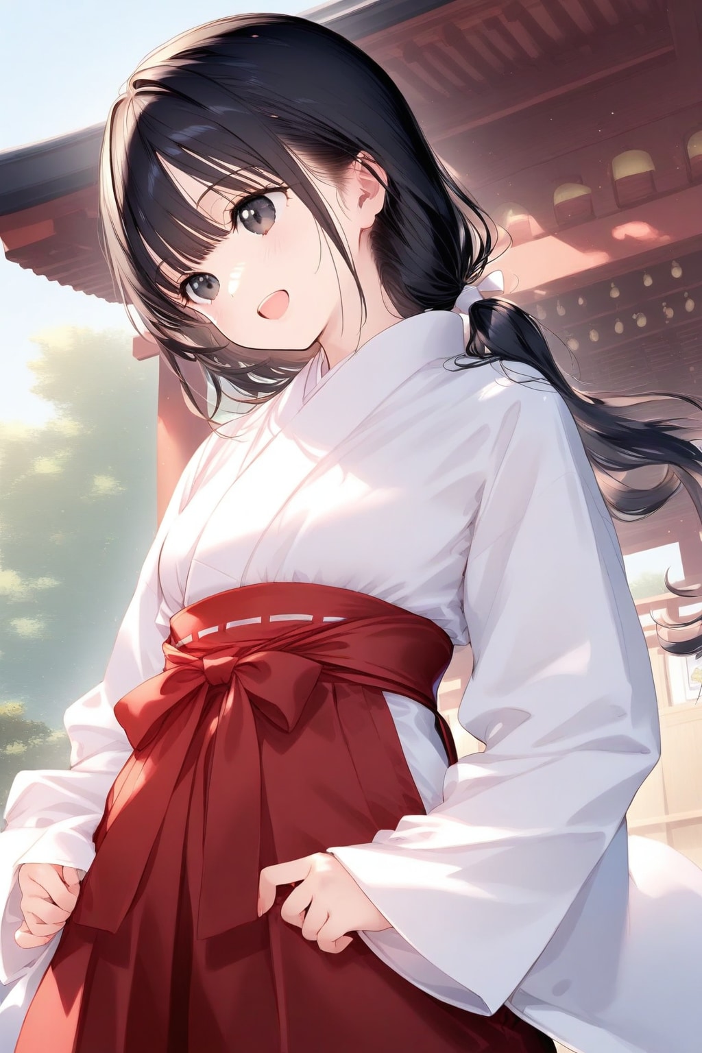 萌え袖巫女さん