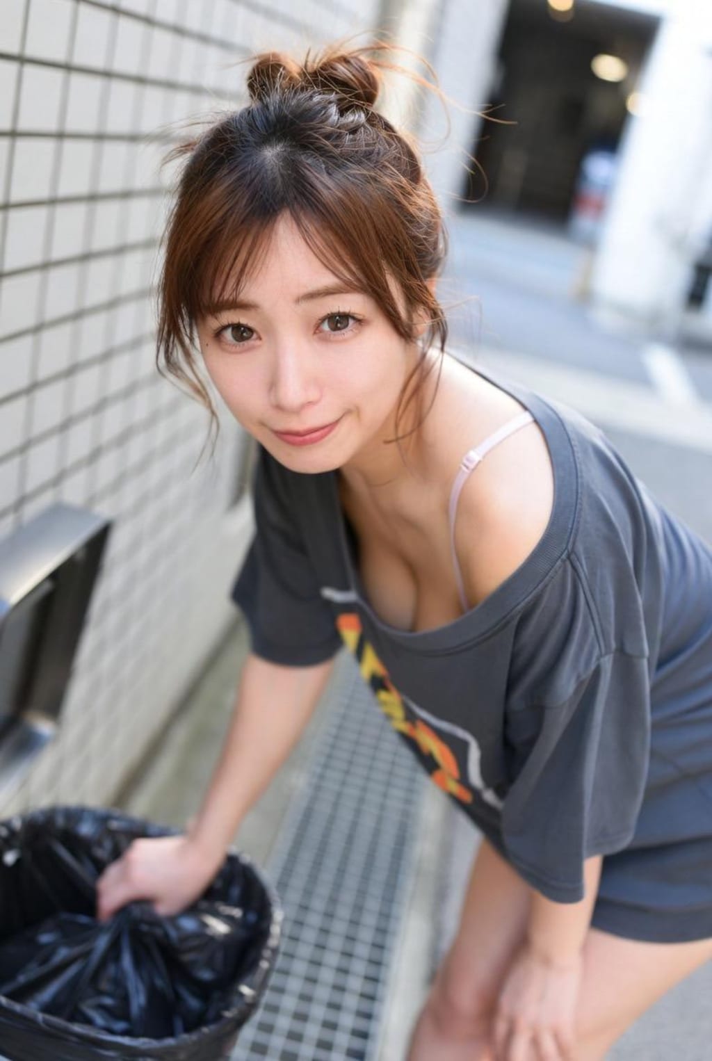 ゴミ出しチラ見せ