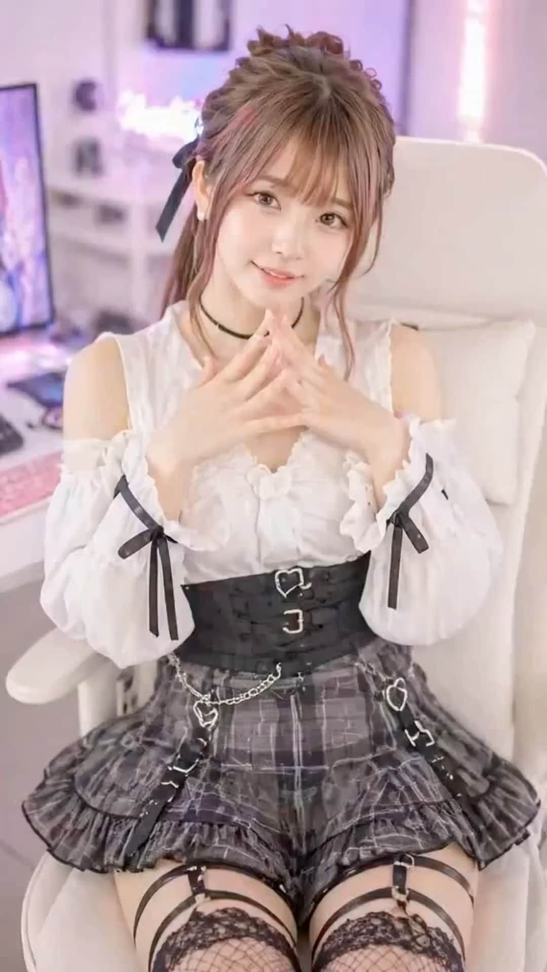 【動画】ゆる地雷の隠れ巨乳