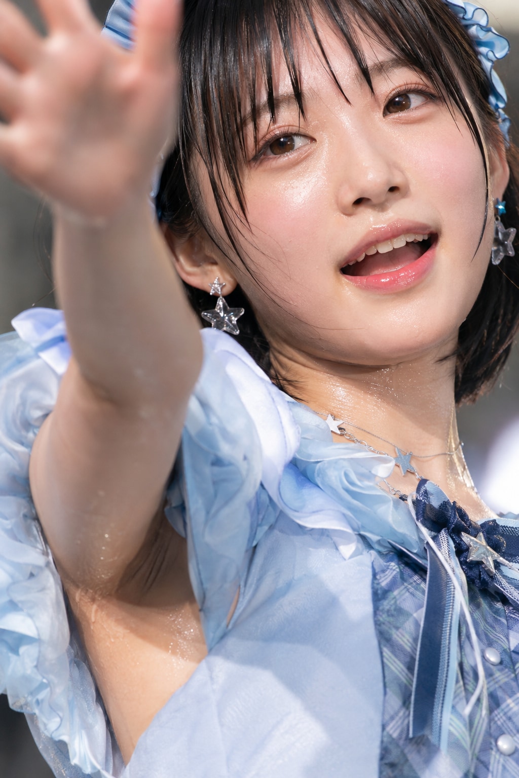輝くアイドルの汗