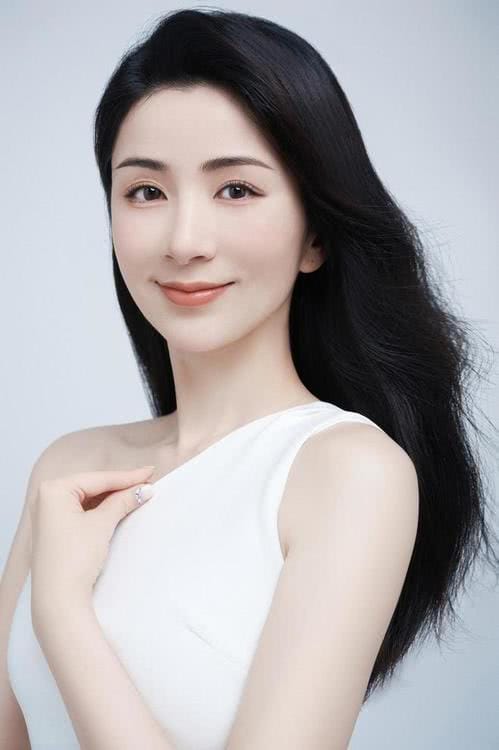 美白美人 | の人気AIイラスト・グラビア