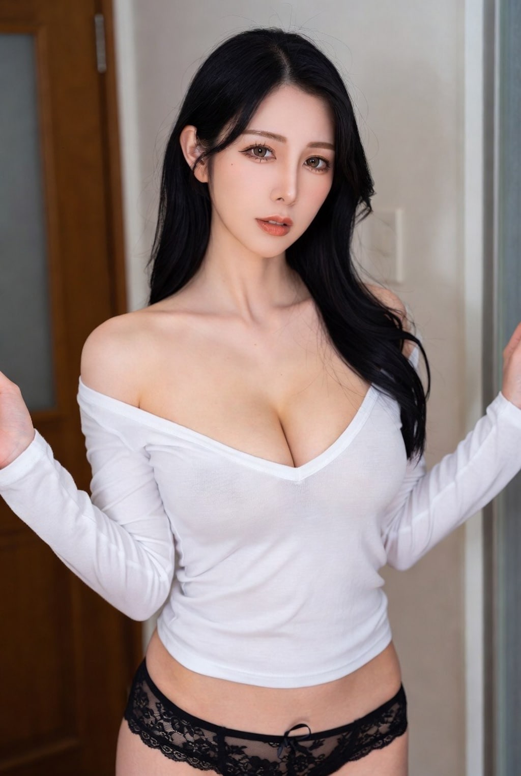 白ティ×黒パンティ