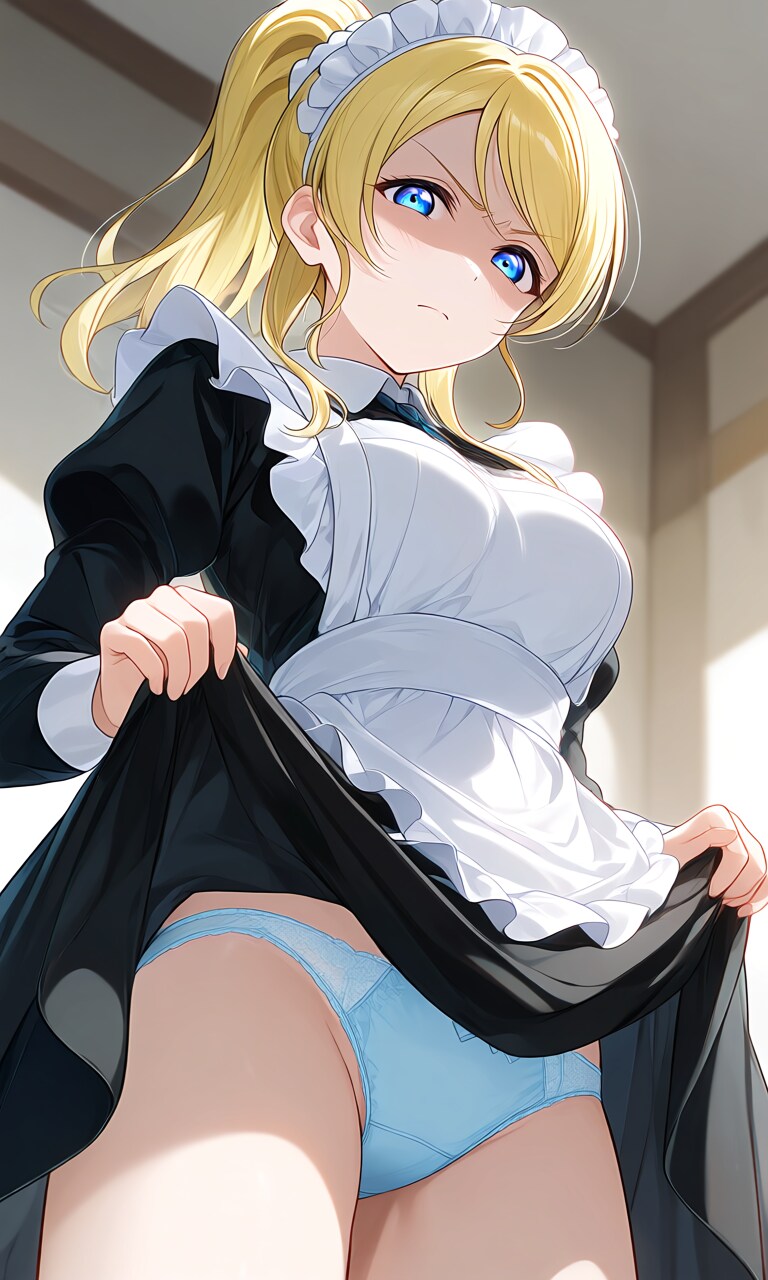 嫌々パンティを見せるメイド・絢瀬絵里