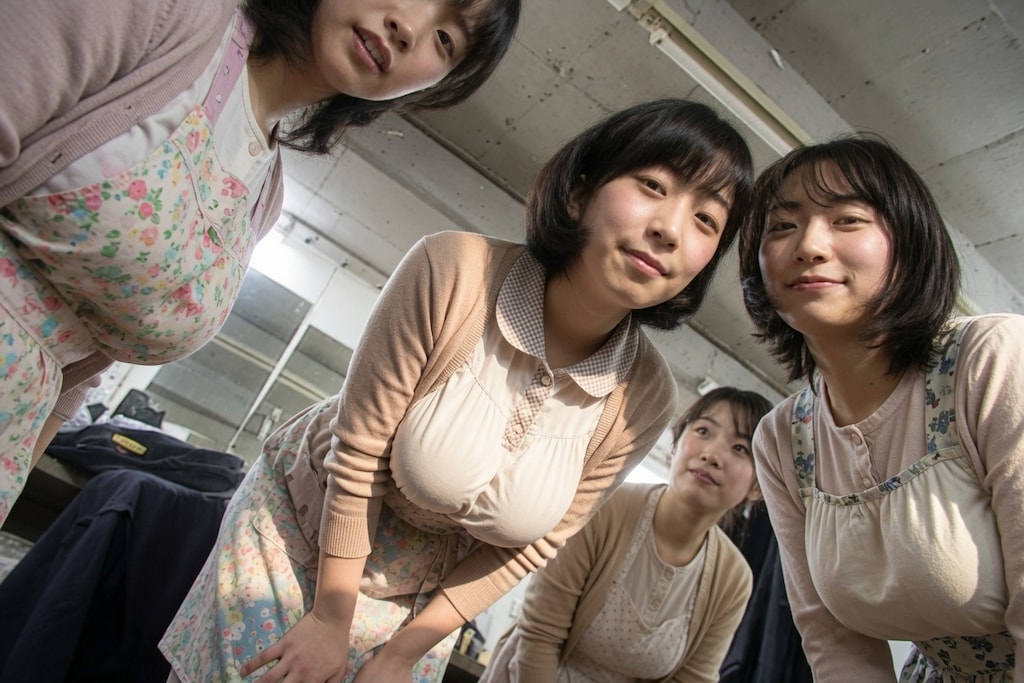 巨乳人妻