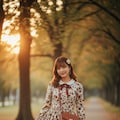 紅葉が彼女を魅力的にする。 5枚目