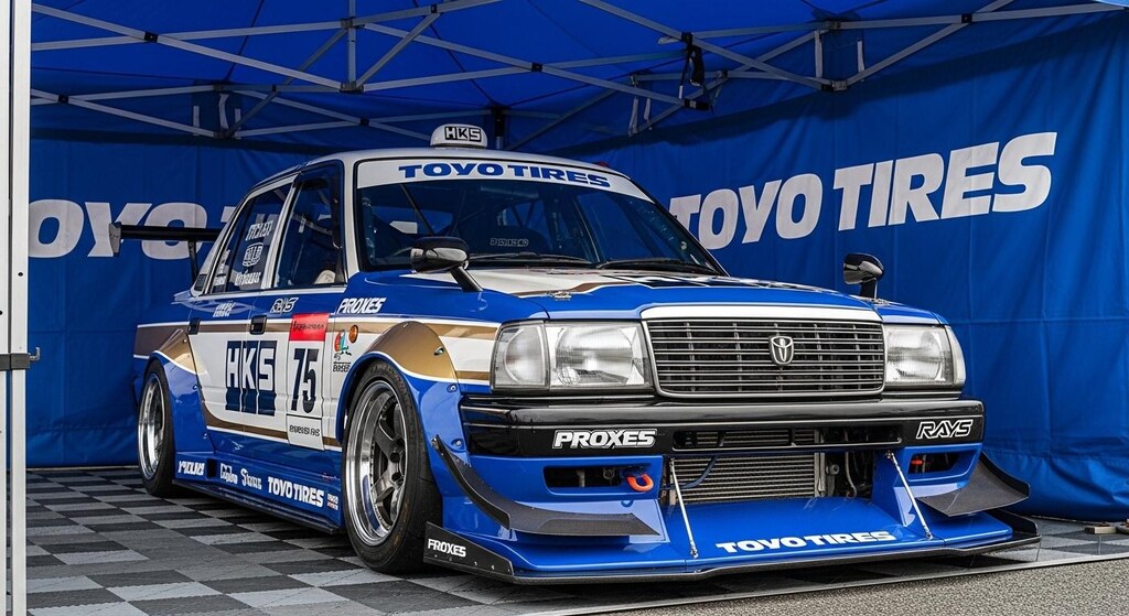 トーヨータイヤコンフォートタクシー