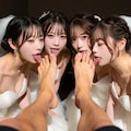 一夫多妻婚　足舐め１ 4枚目