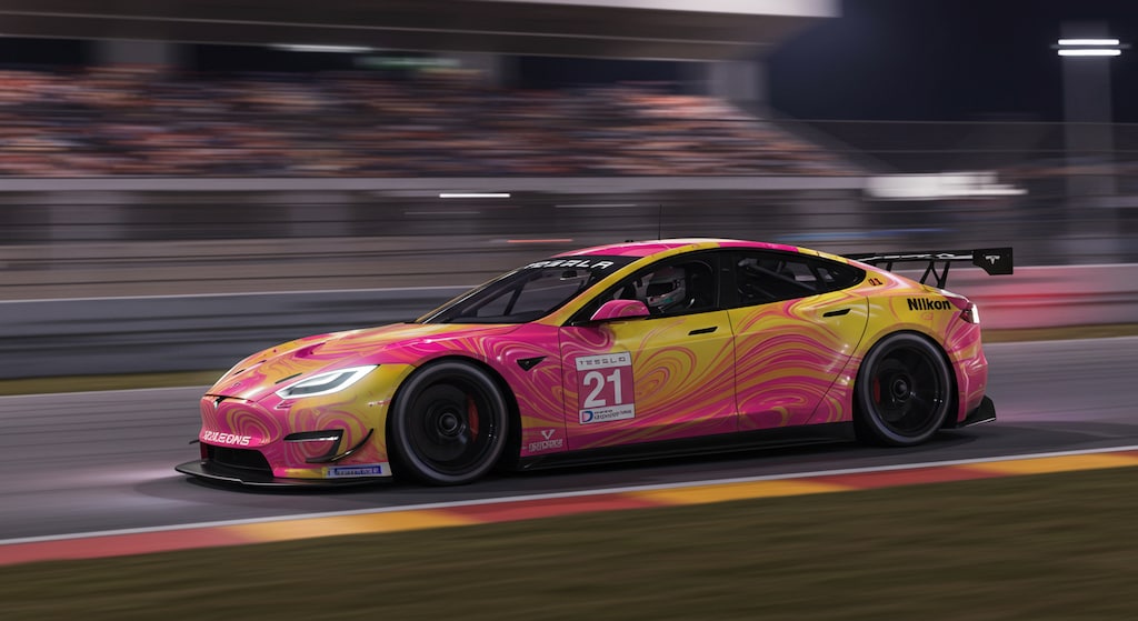 ニコンテスラレーシングカー