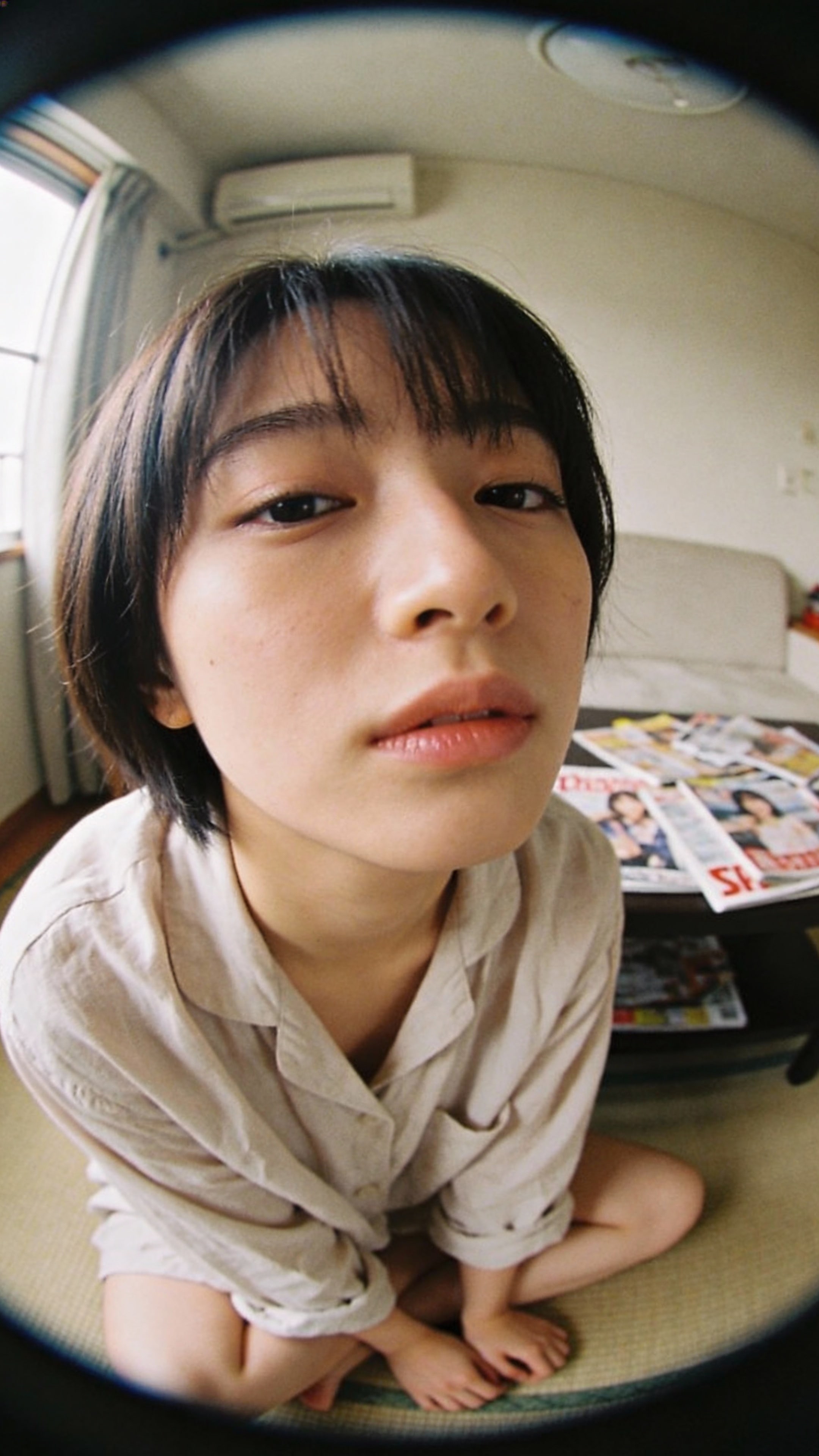 Vulnerability in the Lens | の人気AIイラスト・グラビア