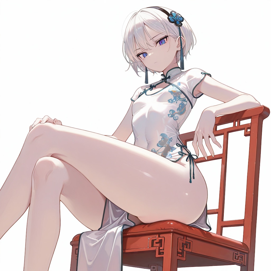 細身チャイナのサイドスリット