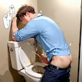 トイレで排尿オーガズム 7枚目