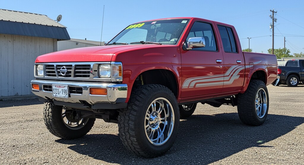 ダットサントラック