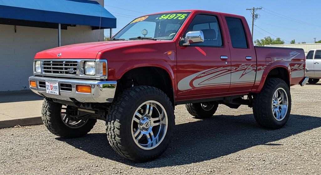 ダットサントラック