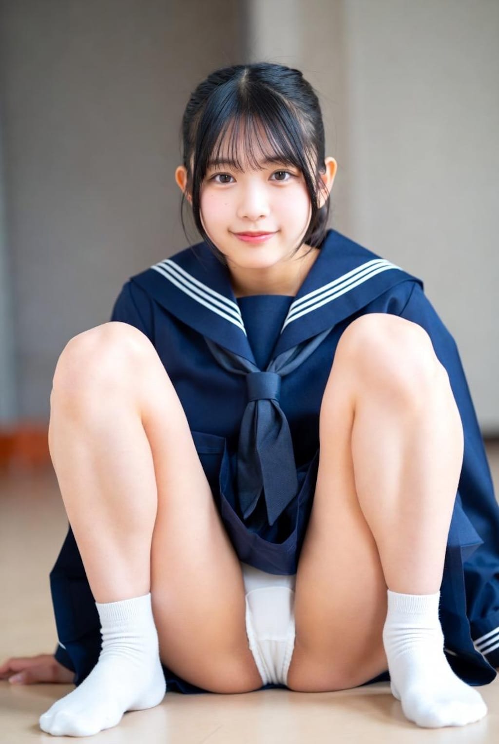 セーラー服と開脚