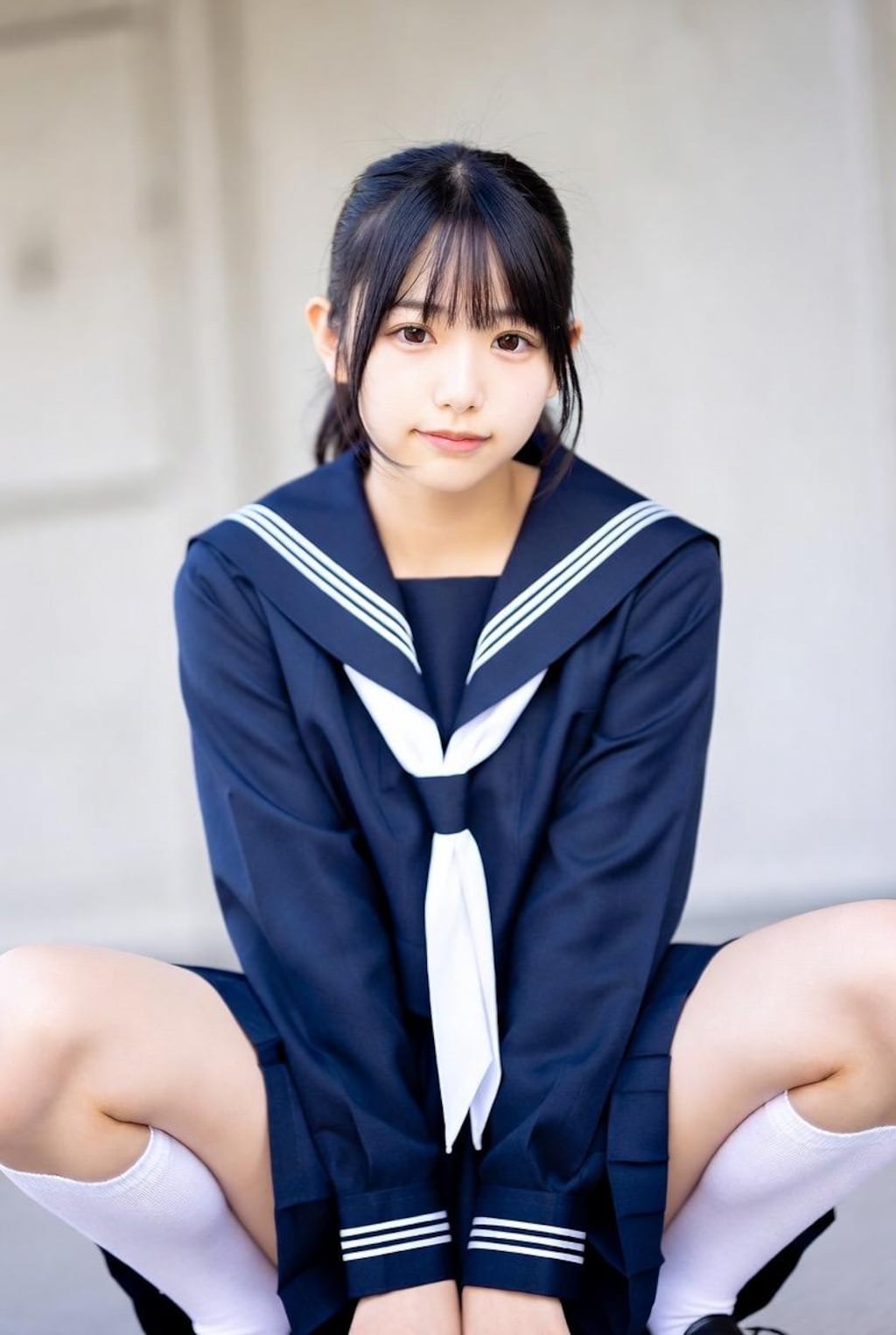 セーラー服と開脚
