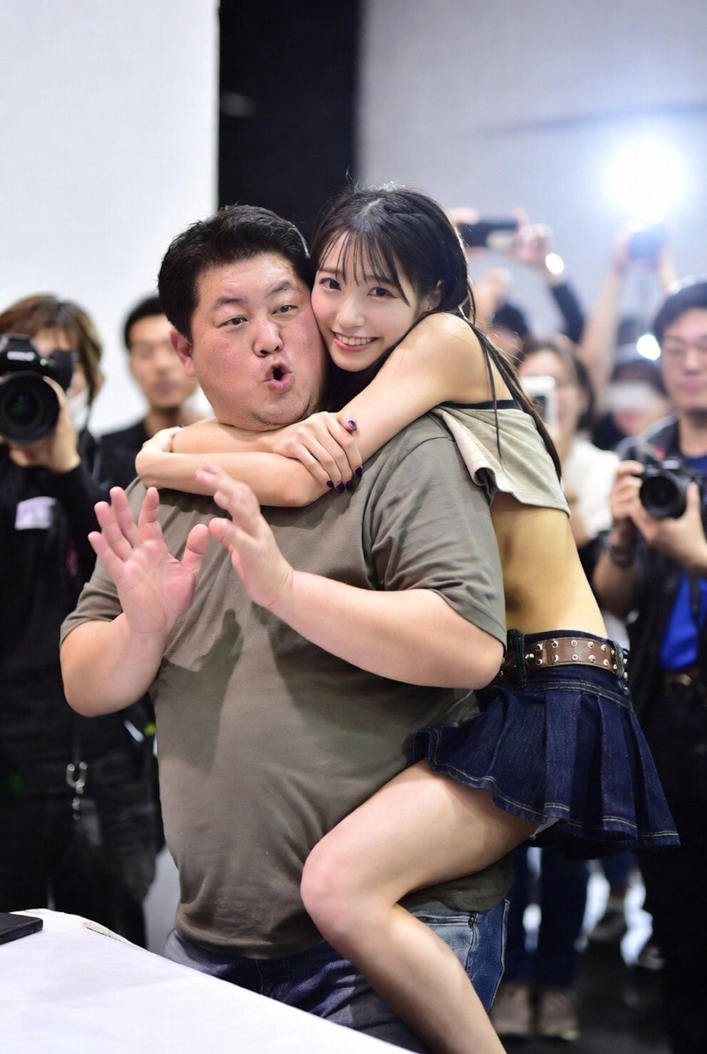 アイドルの握手会