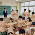 教育3 3枚目
