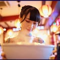 中華料理店でバイトする女子高生 4枚目