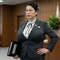 胸に大きな希望を秘めた女性大臣 4枚目
