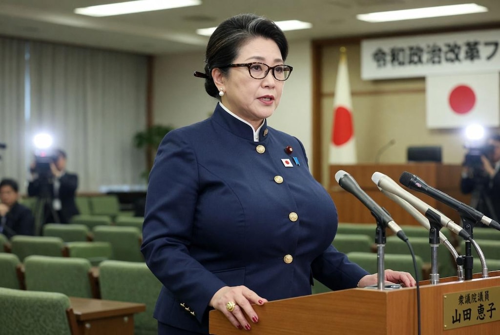 胸に大きな希望を秘めた女性大臣