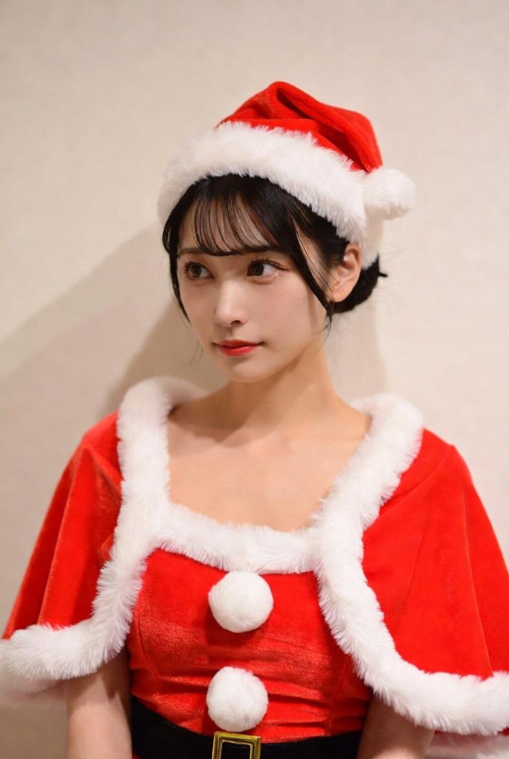 サンタコスの女の子