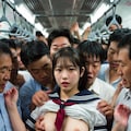電車内でお触り会 2枚目