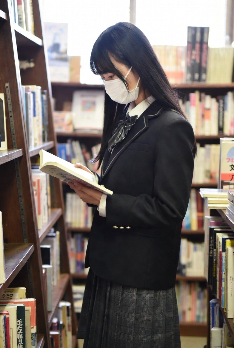 古本屋 | の人気AIイラスト・グラビア