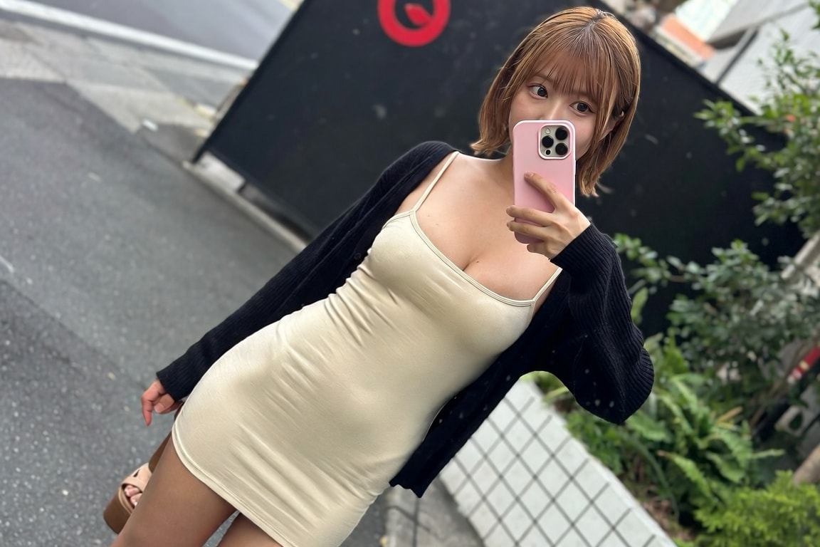 ラブホ前で我慢できずに