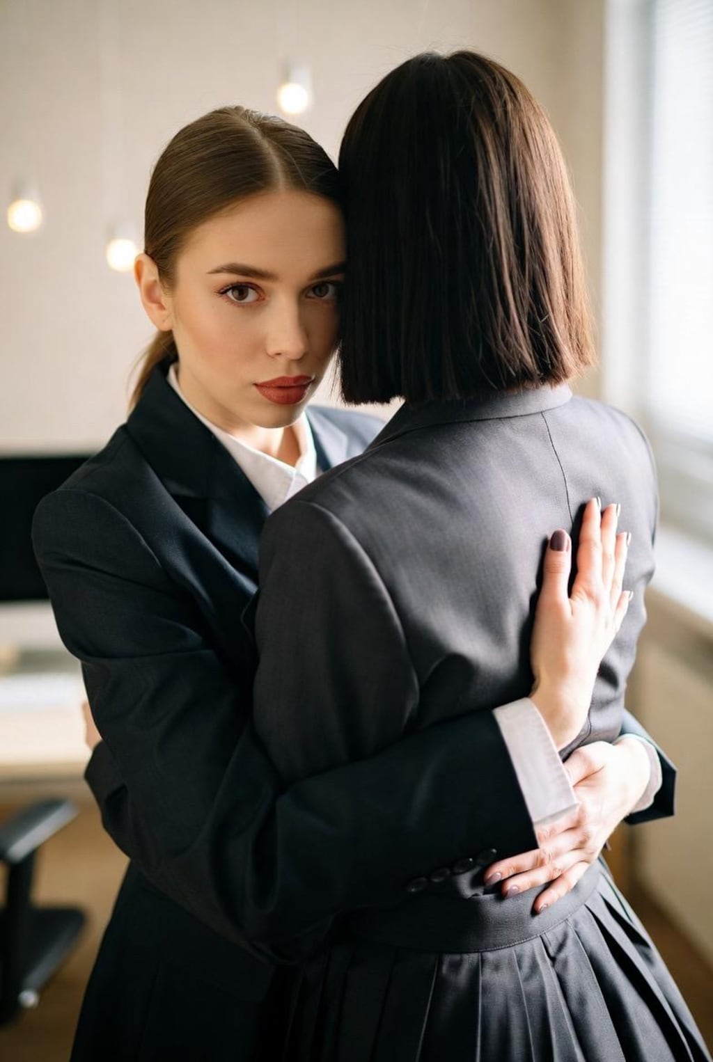 オフィスラブ（百合）