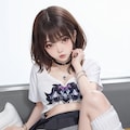 見えてる女子 2枚目