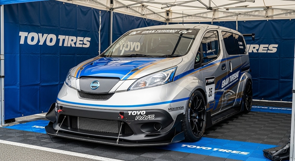 トーヨータイヤNV200