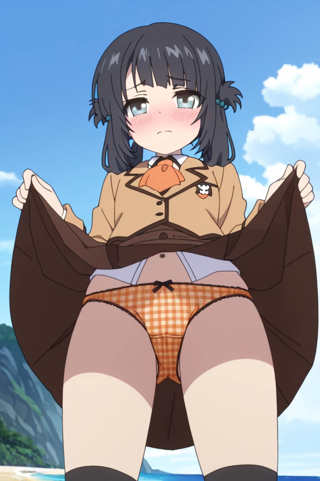 潮留美海の恥じらいたくしあげパンチラ