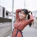 元気いっぱい！赤チェックのワンピース 3枚目