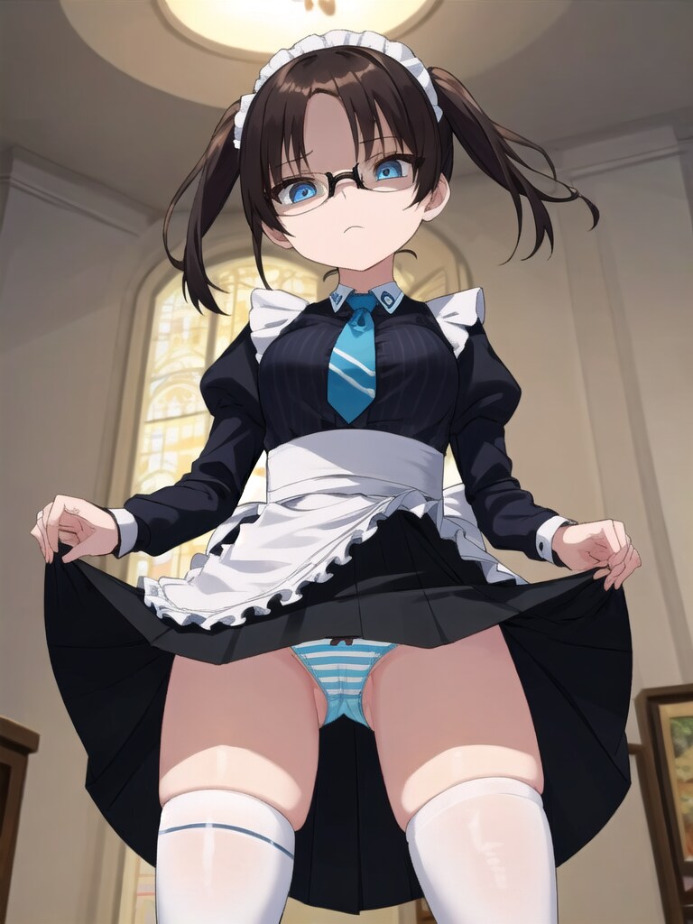 見下すメイドさん