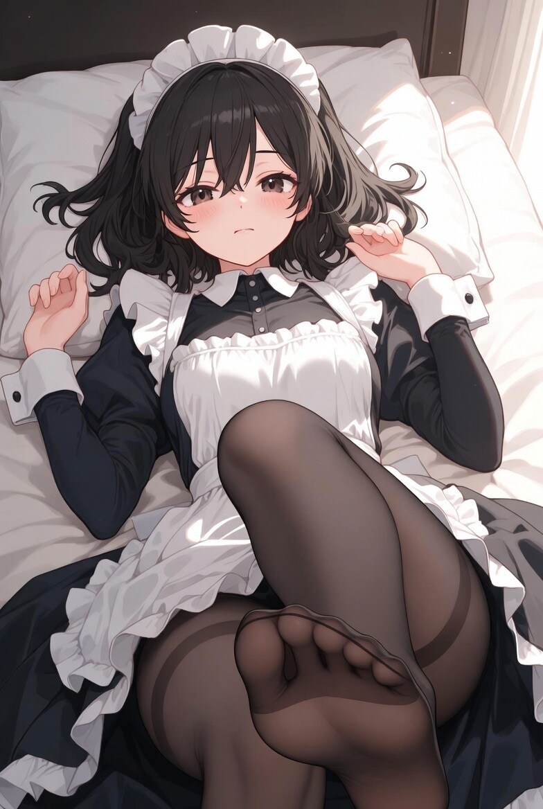 メイドさん✖️ストッキング✖️足でご奉仕
