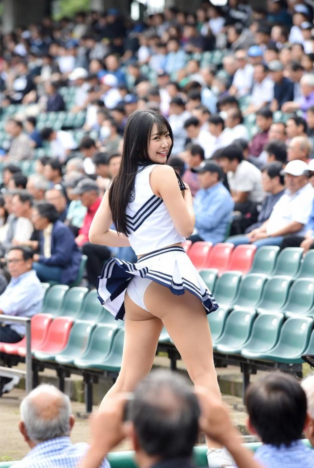 チアガールのパンチラ