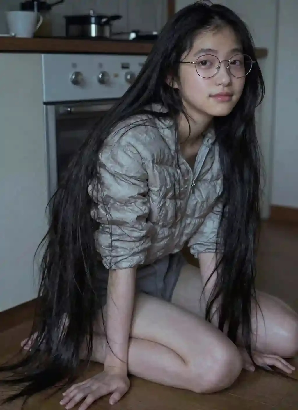 黒髪長髪眼鏡っ娘