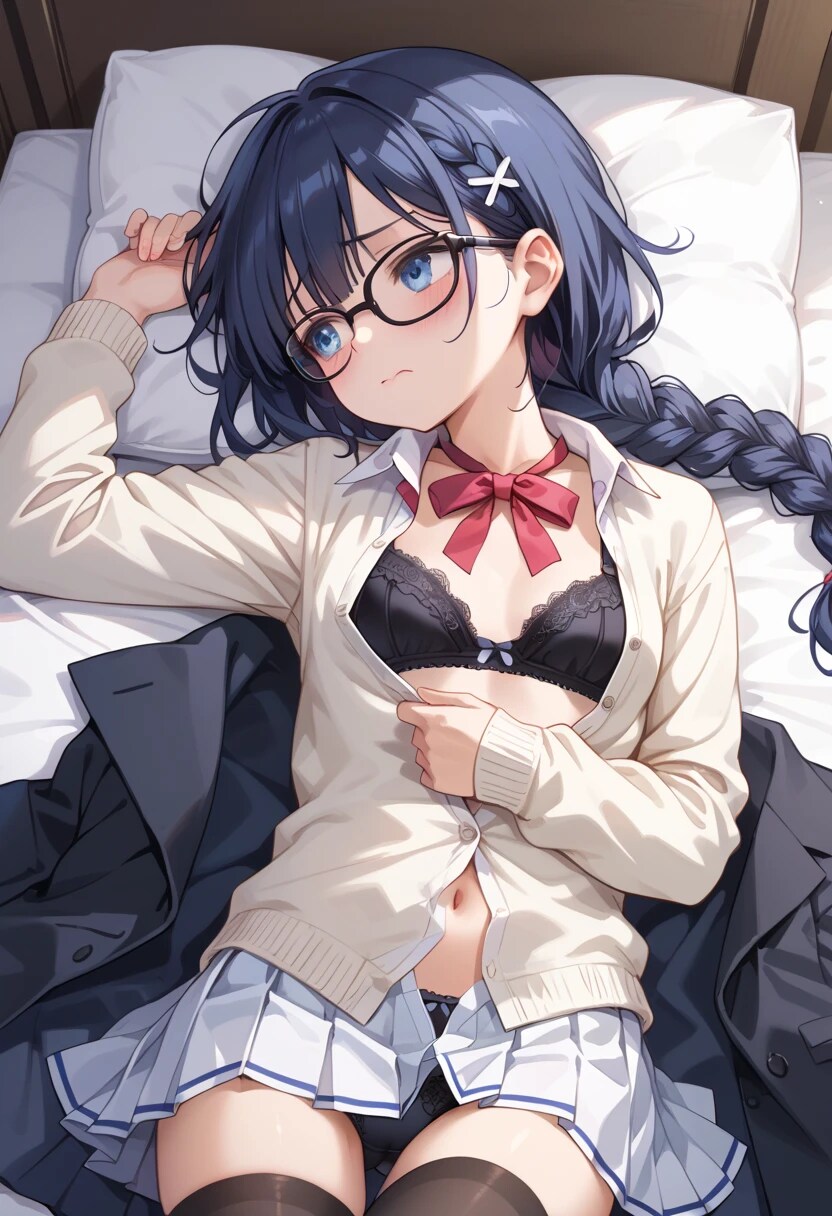 制服と黒下着