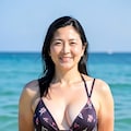妊婦になってもビキニで海水浴 12枚目