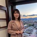 天守閣にも登って。⋯ドキドキ♥　わざと窓際に立って、城下町を見おろしますw　下から見えるよね 4枚目