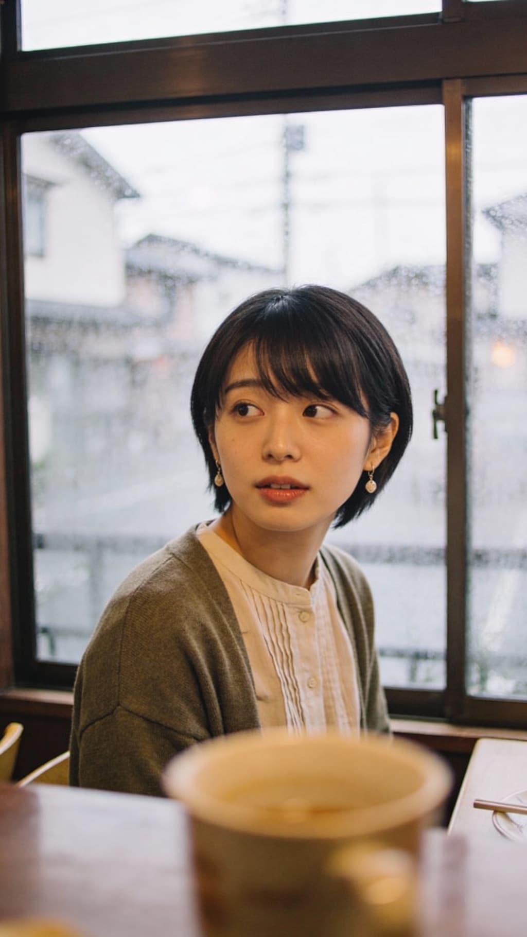 Solitude in the Urban Current