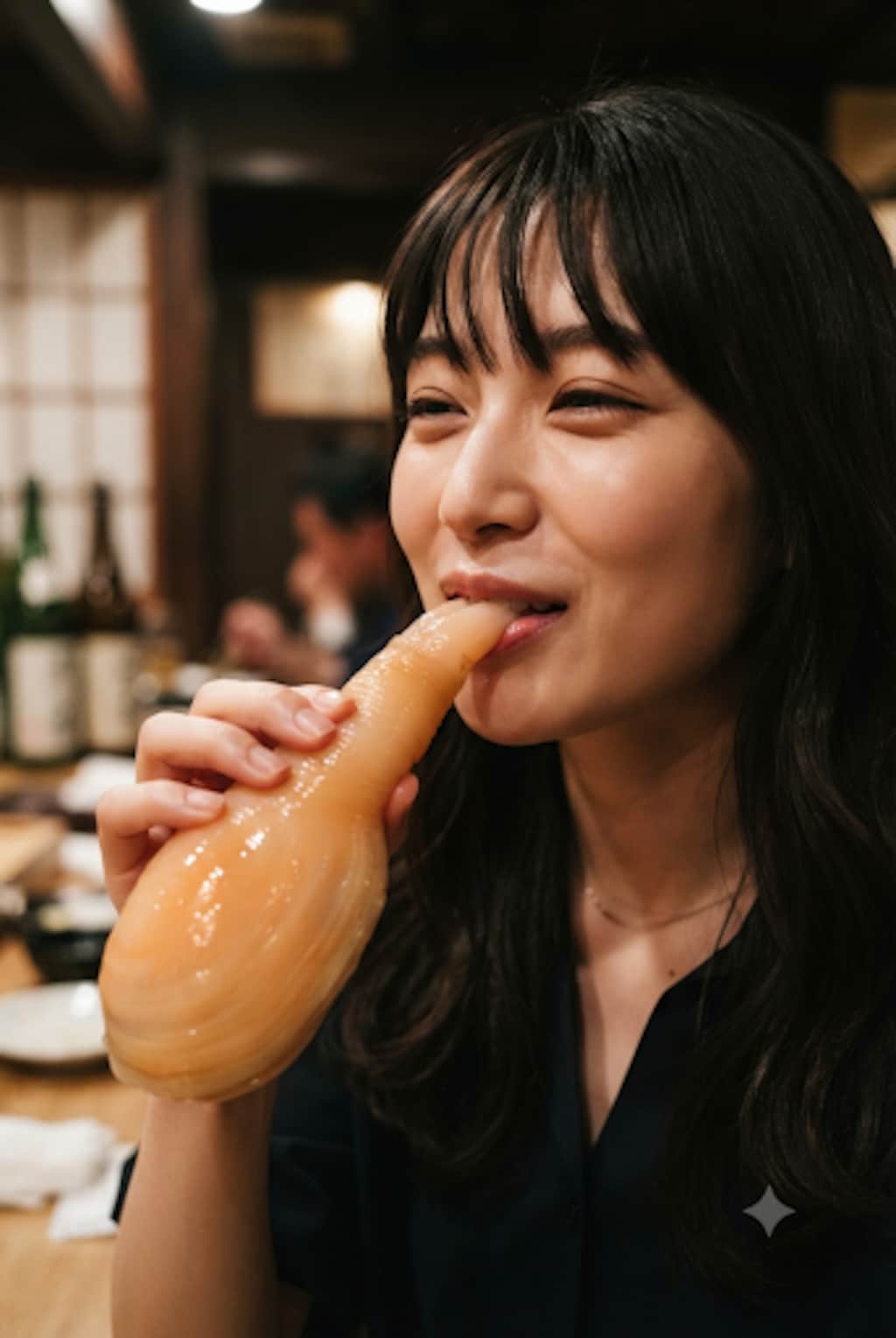 ミル貝を味わう美女3