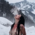 雪山での拷問 2枚目