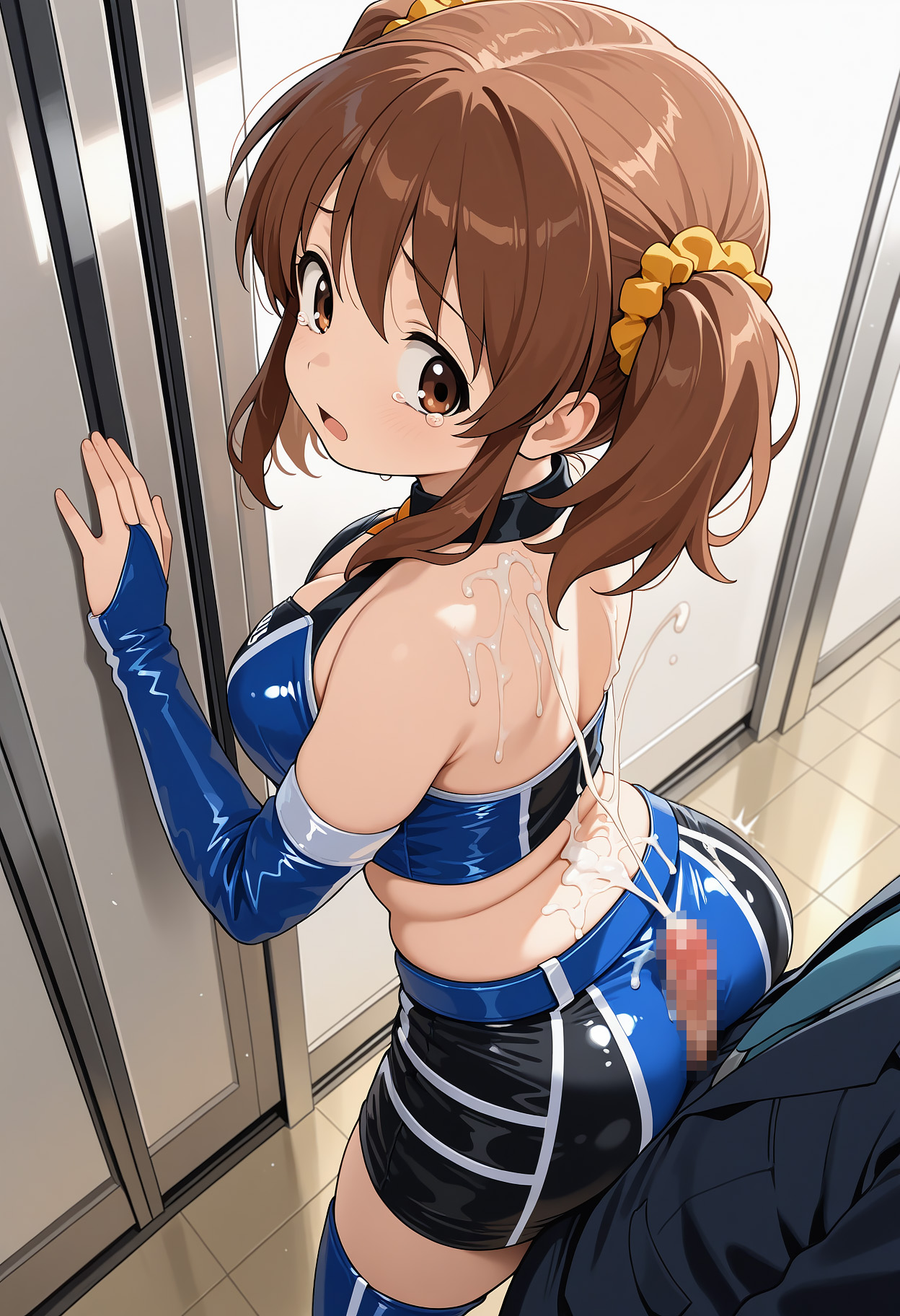 出てます