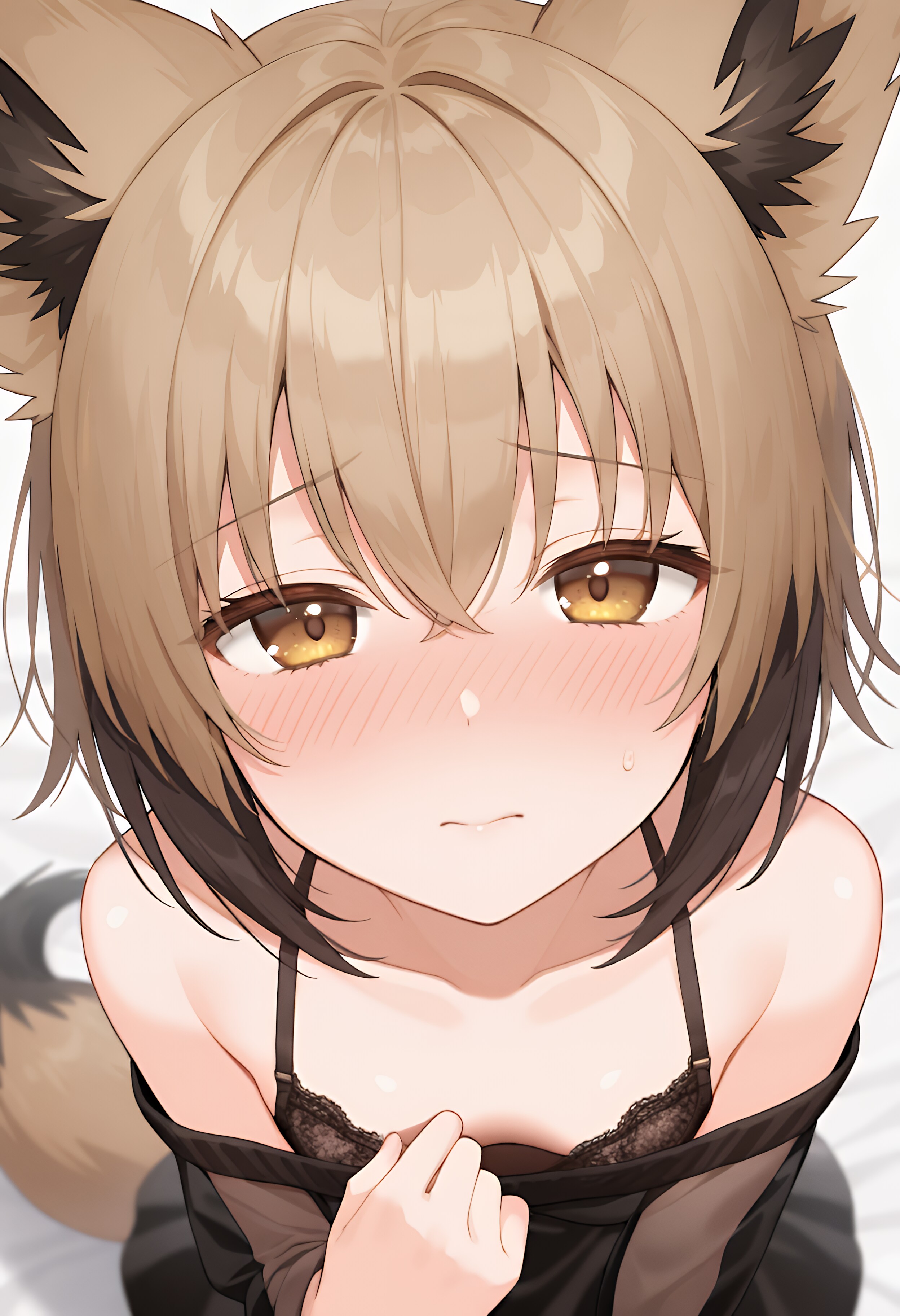 そんなに見つめるな