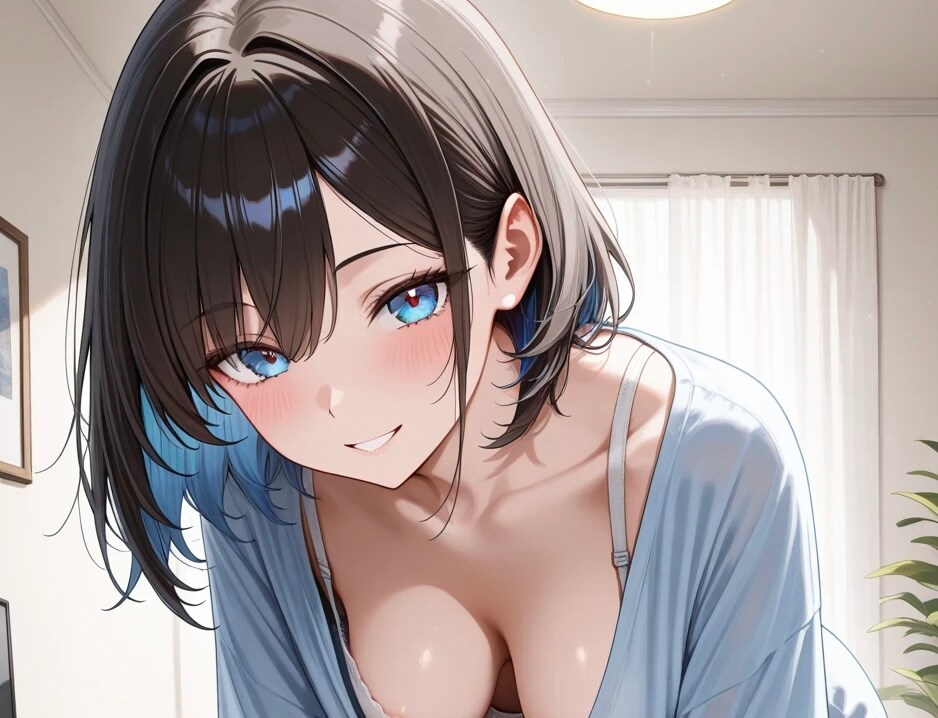 ギリギリ見えない胸ちら